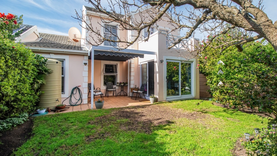 To Let 3 Bedroom Property for Rent in Diep River Western Cape